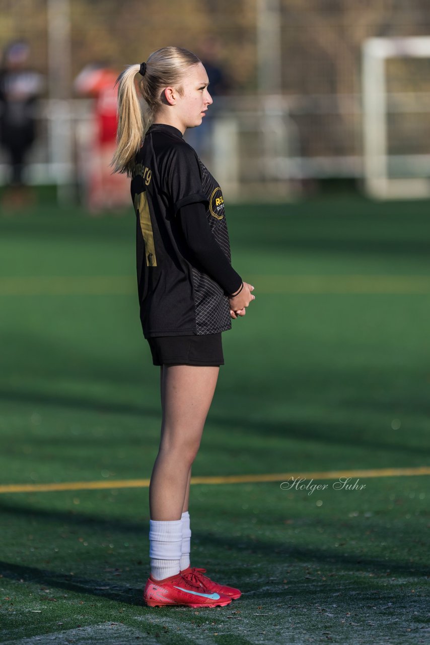 Bild 144 - wBJ VfL Pinneberg2 - Eimsbuttler TV 3 : Ergebnis: 5:0